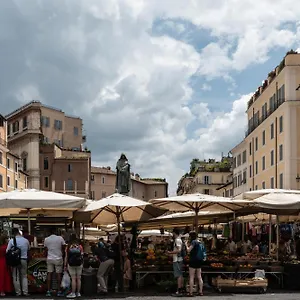Appartamento Campo De Fiori Charming, Roma